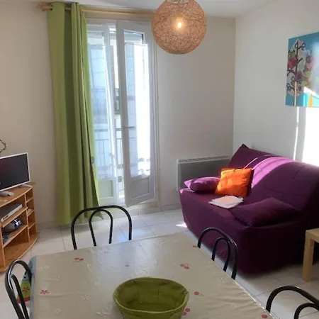 F2 Au Mont-dore, Centre, Prox. Commodites, Wifi Illimite, 37m², Cuisine Equipee, 4 Pers., Non Fumeur - Fr-1-415-129